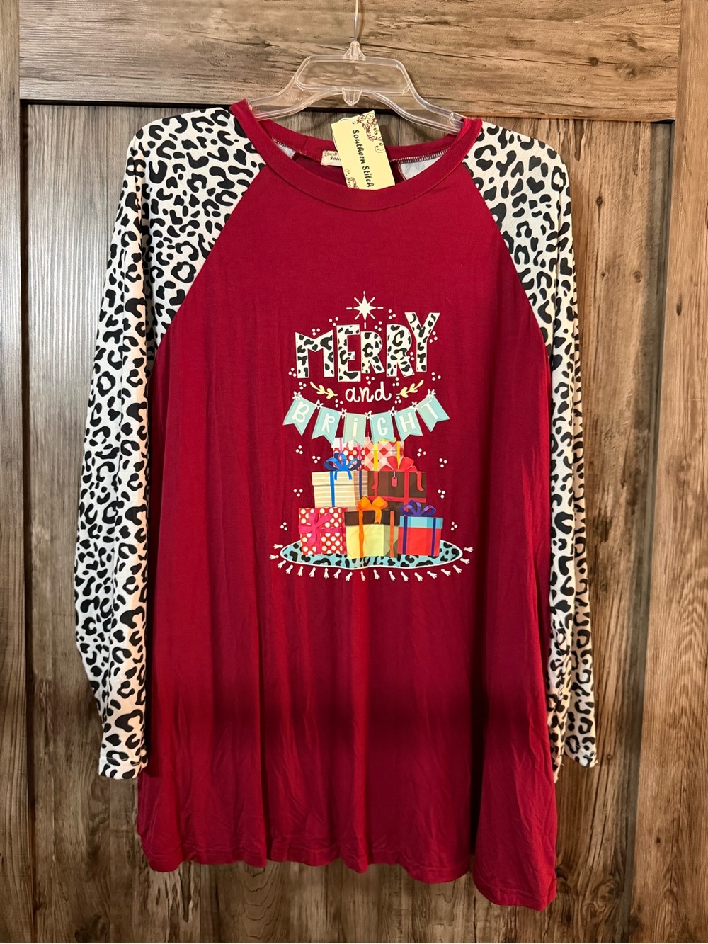 NWT Southern Stitch Merry & Bright Leopard Sleeve Christmas Tunic XL